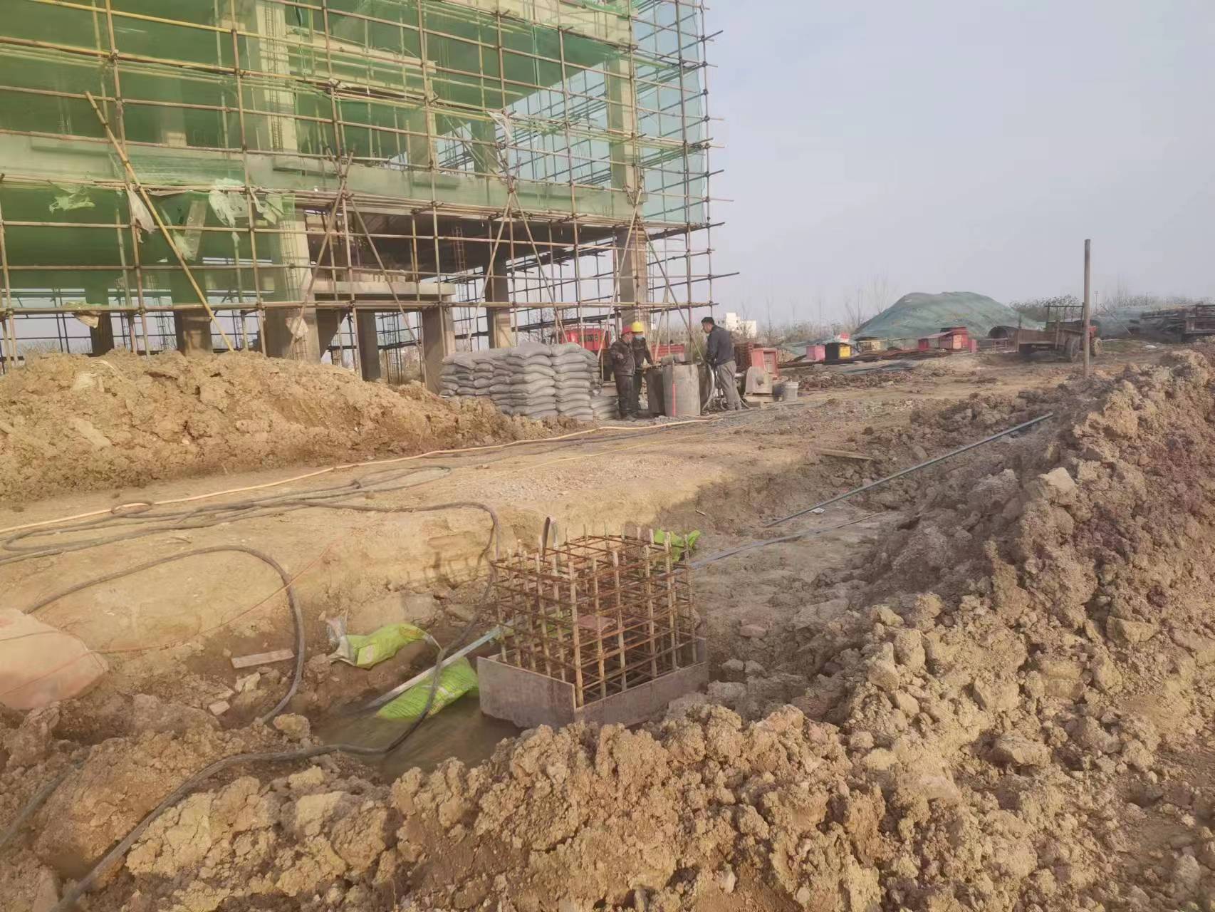 胶州当桥梁出现裂缝的时候应该及时加固修补